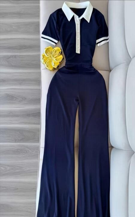 Combinaison élégante pour femmes | Combinaison d'été à manches courtes, coupe slim, blocs de couleurs, col à revers et patchwork, avec devant partiellement ouvert boutonné